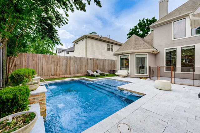 1403 Wakefield Drive, Houston, TX 77018