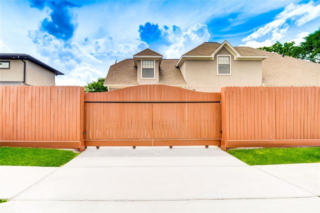 1403 Wakefield Drive, Houston, TX 77018