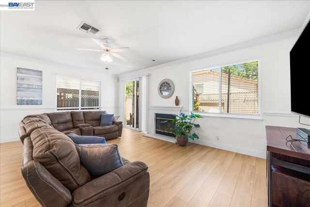 1531 Riverview Ave, Tracy, CA 95377