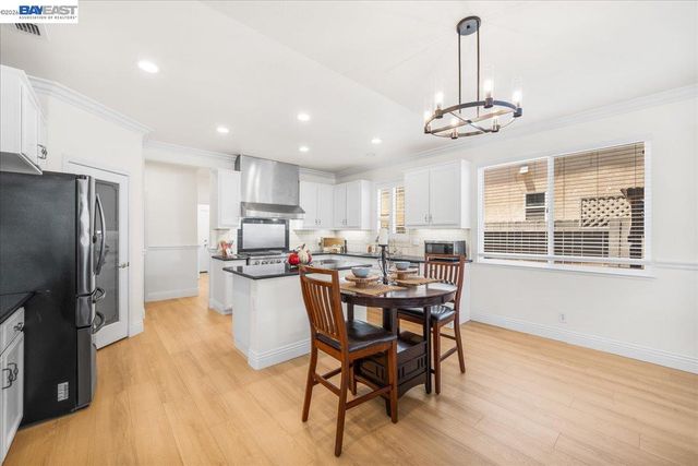 1531 Riverview Ave, Tracy, CA 95377