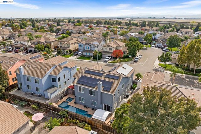1531 Riverview Ave, Tracy, CA 95377