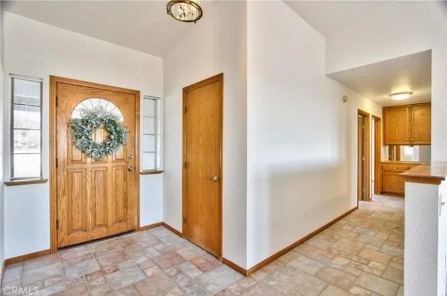 8441 Sierra Vista, Phelan, CA 92371