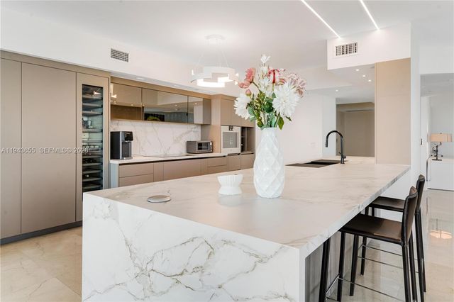 3301 NE 183rd St 3101, Aventura, FL 33160