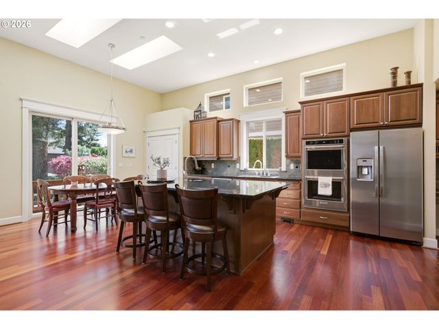 5904 Nw INGLEWOOD Ct, Camas, WA 98607