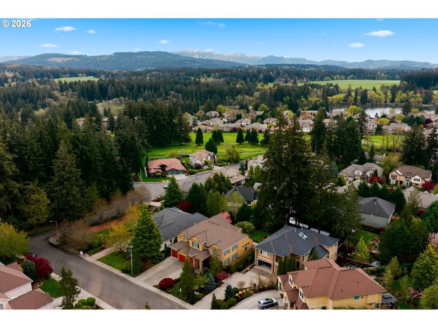 5904 Nw INGLEWOOD Ct, Camas, WA 98607