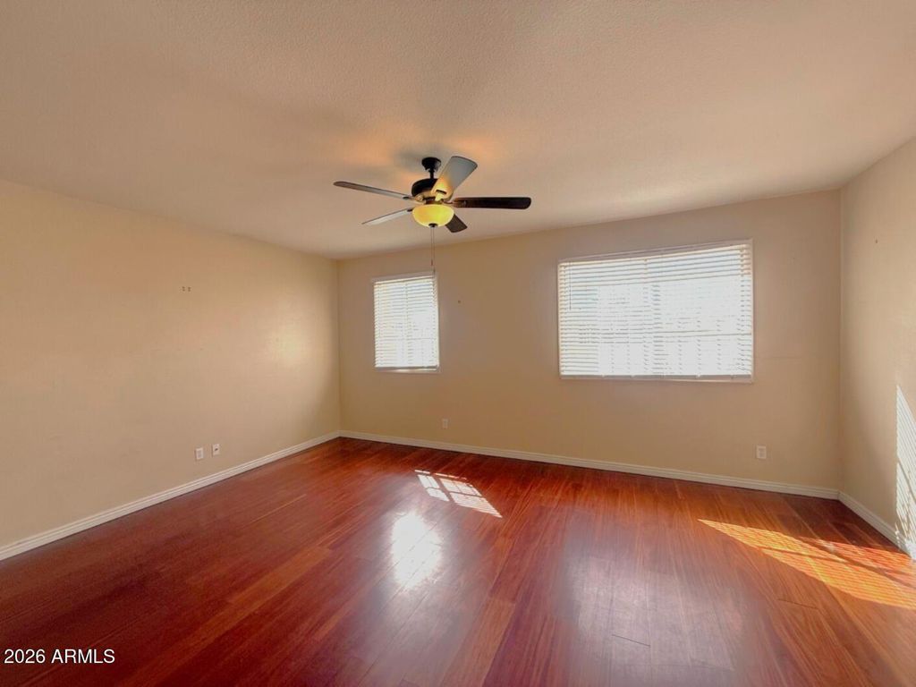 Image 6 of property listing at 4625 S RITA Lane, Tempe, AZ 85282