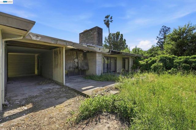 3165 Euclid Ave, Concord, CA 94519