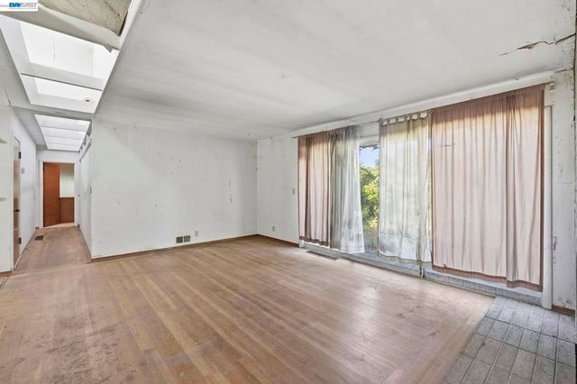 3165 Euclid Ave, Concord, CA 94519