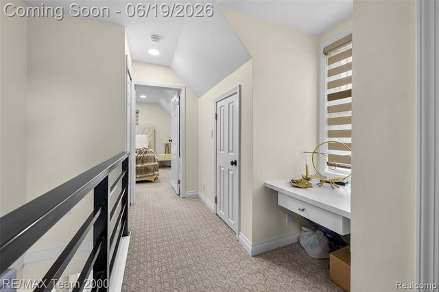 6155 N Silvery Lane, Dearborn Heights, MI 48127