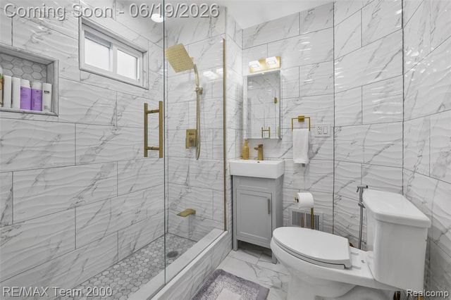 6155 N Silvery Lane, Dearborn Heights, MI 48127