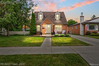 6155 N Silvery Lane, Dearborn Heights, MI 48127