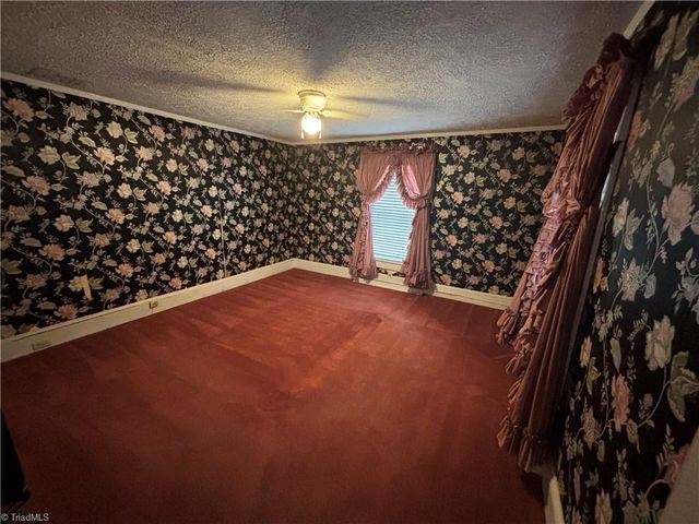 7323 Shadyside Drive, Summerfield, NC 27358