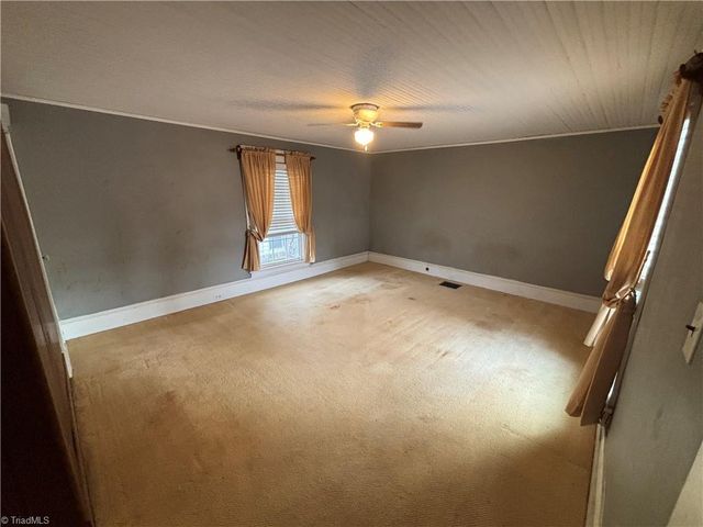 7323 Shadyside Drive, Summerfield, NC 27358