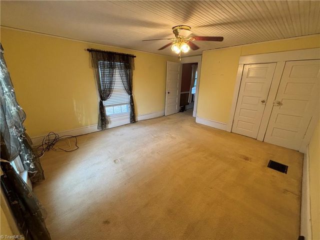 7323 Shadyside Drive, Summerfield, NC 27358