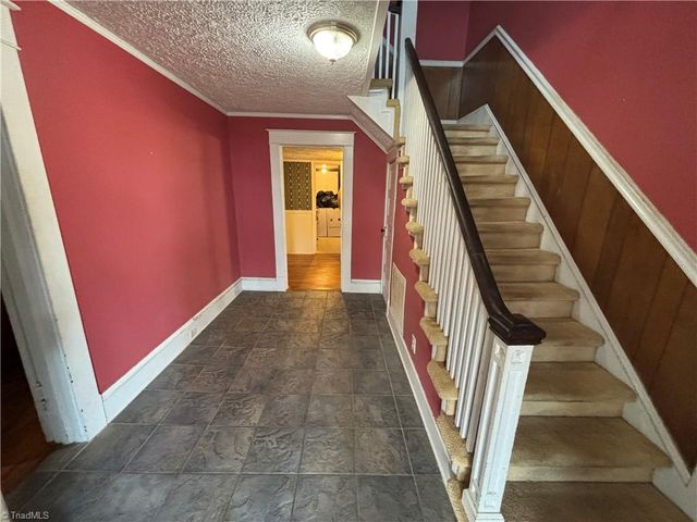 7323 Shadyside Drive, Summerfield, NC 27358