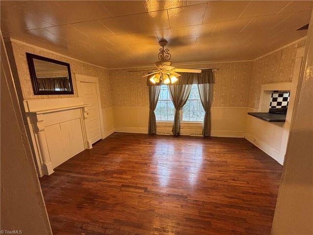 7323 Shadyside Drive, Summerfield, NC 27358