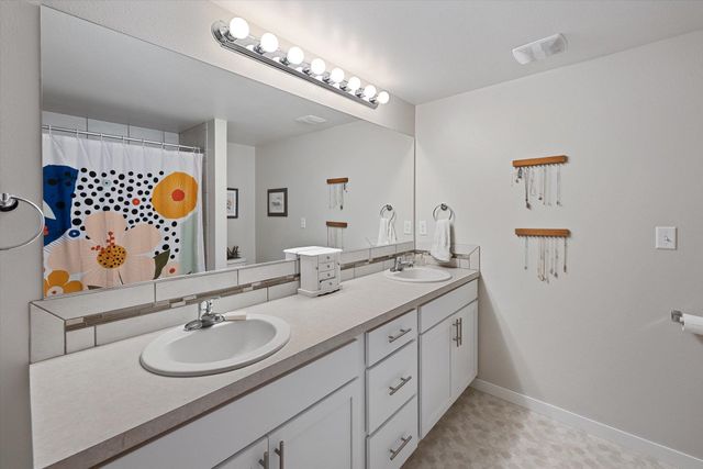 3315 S Custer Ln, Spokane, WA 99223