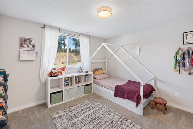 3315 S Custer Ln, Spokane, WA 99223