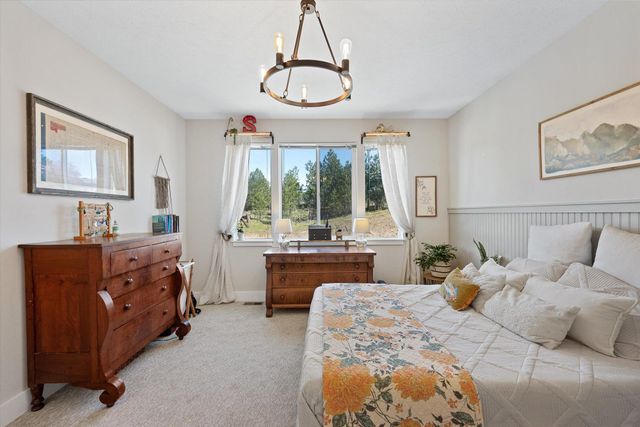 3315 S Custer Ln, Spokane, WA 99223