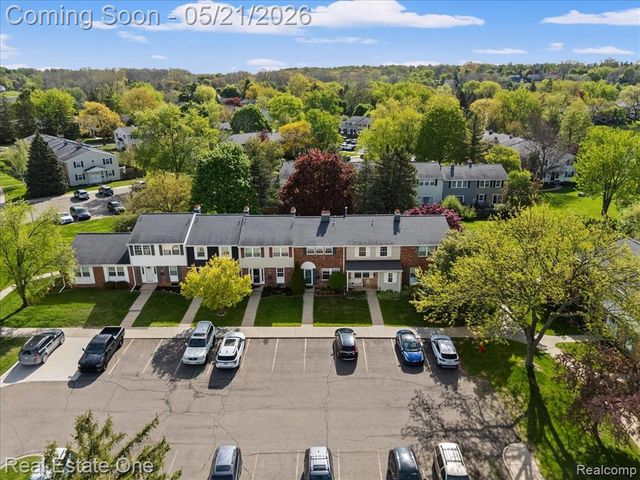 19848 Irongate Court, Northville, MI 48167