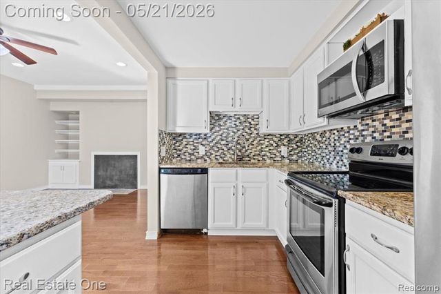 19848 Irongate Court, Northville, MI 48167