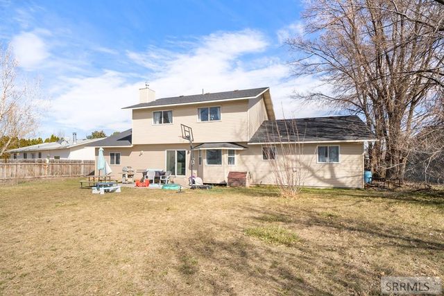 1699 Wagon Wheel Road, Blackfoot, ID 83221