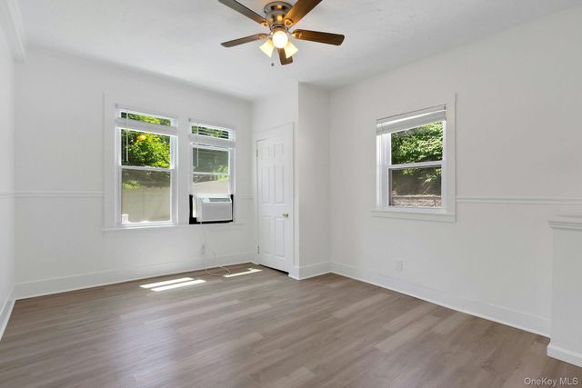 938 S Route 9W, Congers, NY 10920