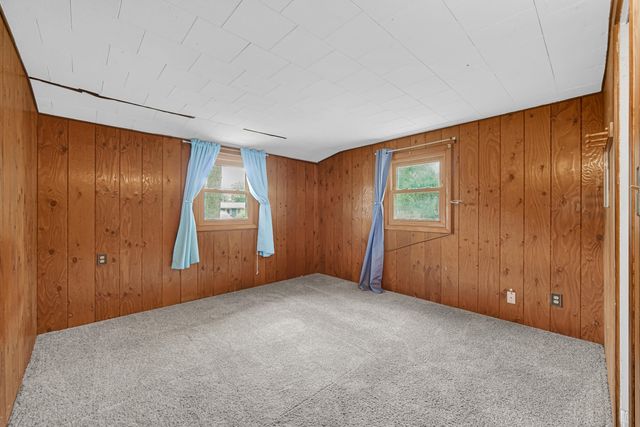 12732 Whitcomb Street, Crown Point, IN 46307