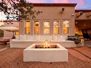 1095 Mansion Ridge Road, Santa Fe, NM 87501