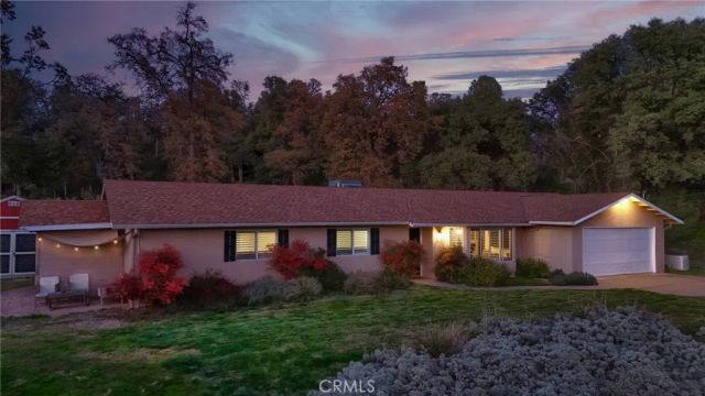 40740 Road 425A, Oakhurst, CA 93644