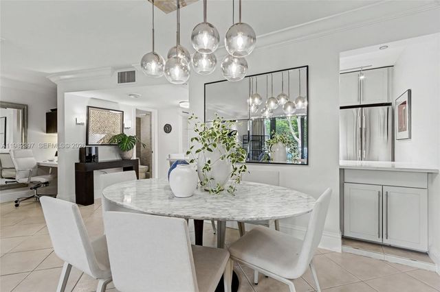 1201 River Reach Dr 102, Fort Lauderdale, FL 33315