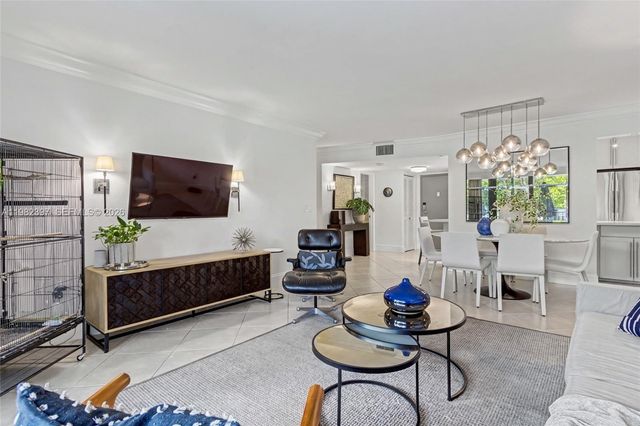 1201 River Reach Dr 102, Fort Lauderdale, FL 33315