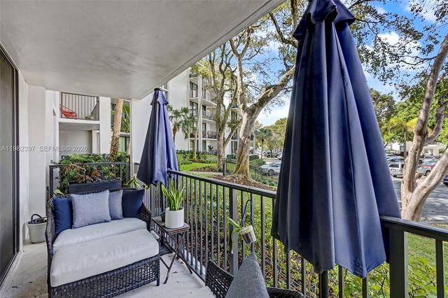 1201 River Reach Dr 102, Fort Lauderdale, FL 33315