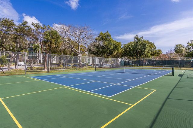 1201 River Reach Dr 102, Fort Lauderdale, FL 33315