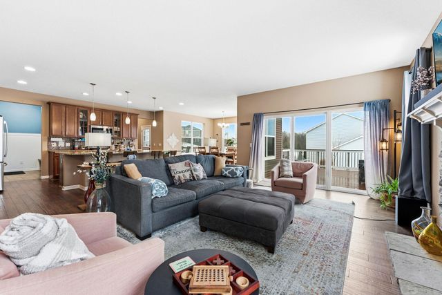 3863 Founders Path, Chaska, MN 55318