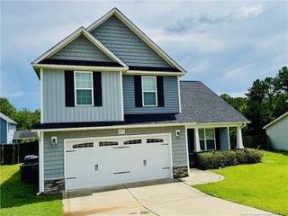 843 Screech Owl Drive, Hope Mills, NC 28348