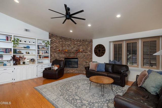 2201 Haggin Oaks Boulevard, Bakersfield, CA 93311