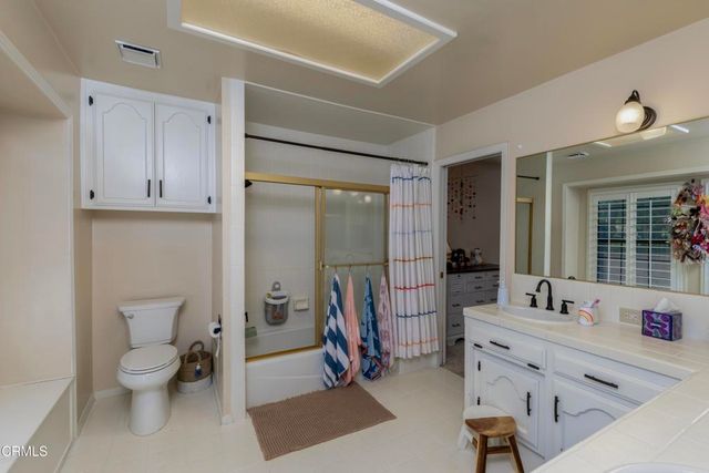 2201 Haggin Oaks Boulevard, Bakersfield, CA 93311