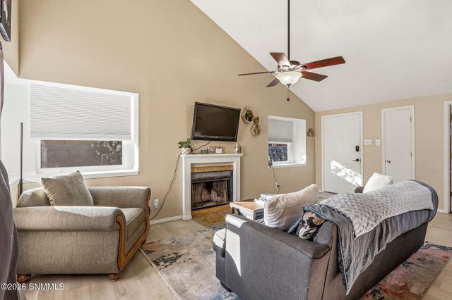 623 Paula Place, Las Cruces, NM 88001