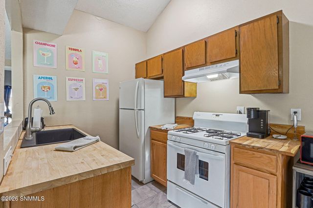 623 Paula Place, Las Cruces, NM 88001
