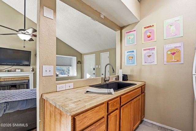 623 Paula Place, Las Cruces, NM 88001