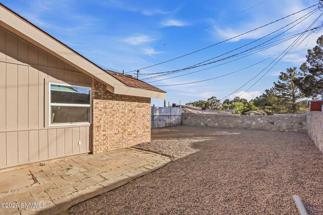 623 Paula Place, Las Cruces, NM 88001