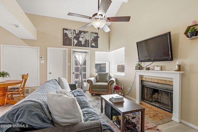 623 Paula Place, Las Cruces, NM 88001