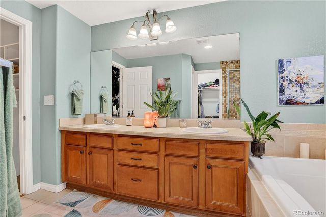 919 Taylor Lane, Erie, CO 80516