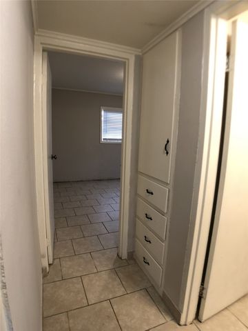 908 Young Street, Springdale, AR 72764