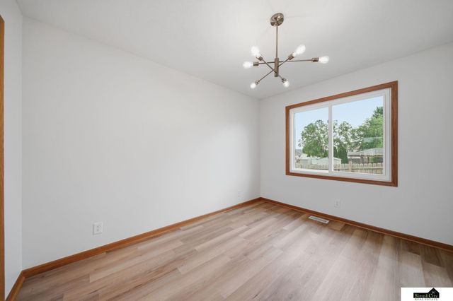 3401 Meridian Drive, Lincoln, NE 68504