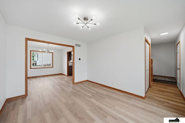 3401 Meridian Drive, Lincoln, NE 68504