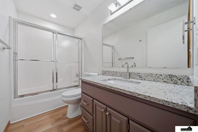 3401 Meridian Drive, Lincoln, NE 68504