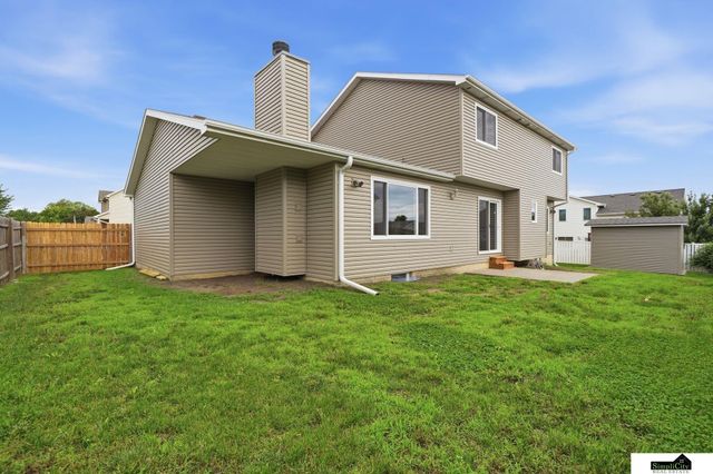 3401 Meridian Drive, Lincoln, NE 68504