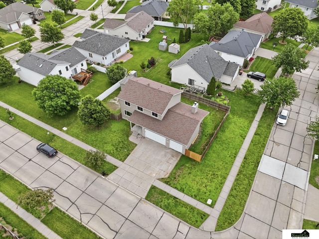 3401 Meridian Drive, Lincoln, NE 68504